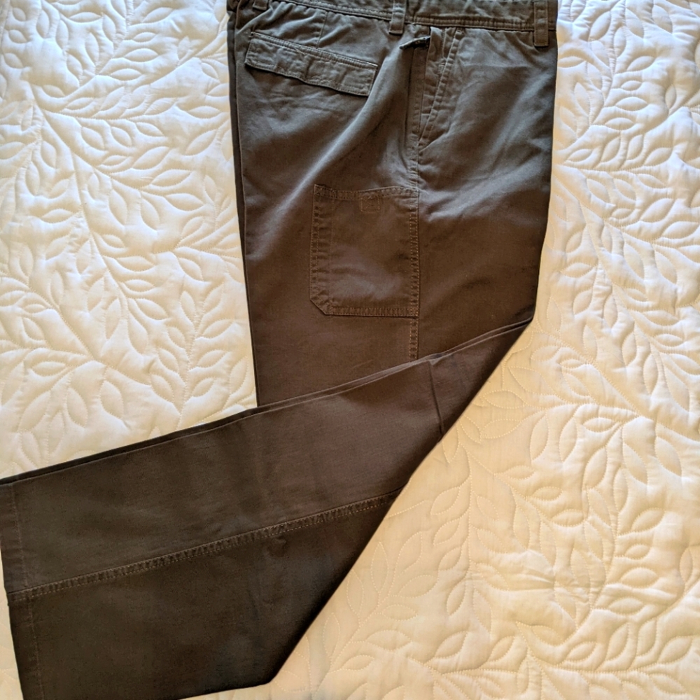NWOT Men's cargo pants